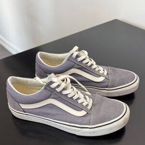 Vans woman’s Low-Top Sneakers in Light Gray/blue with White Stripe